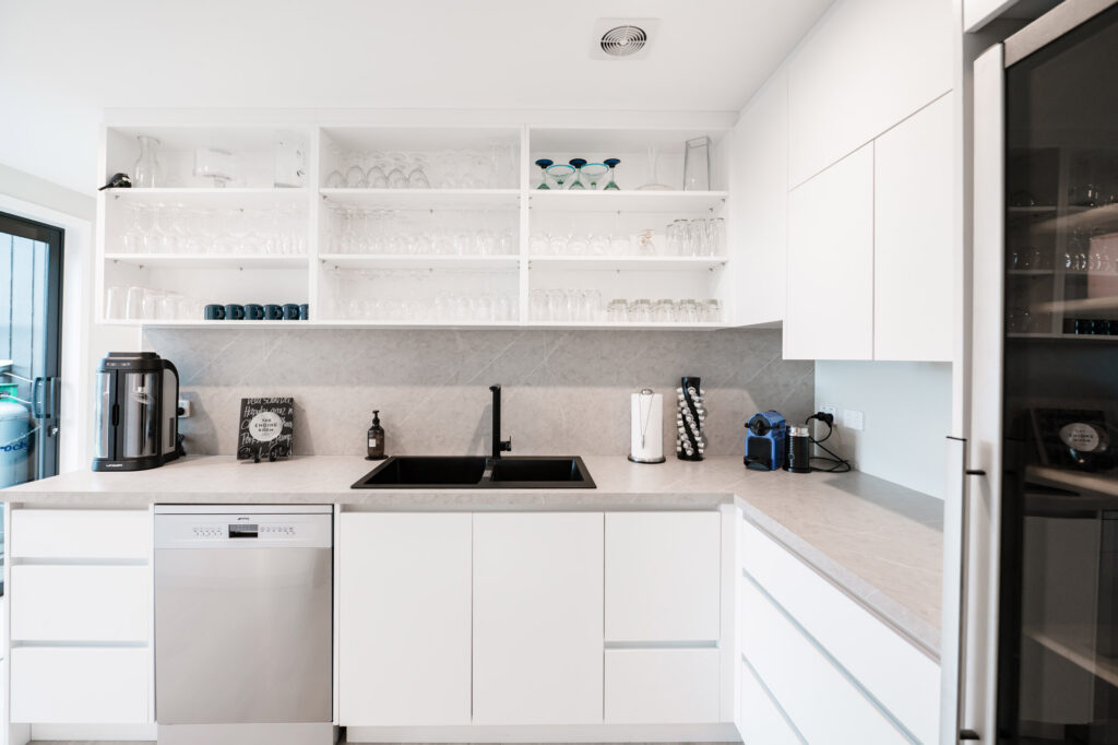 11.Kitchens-By-John-Prosser-Auckland-Kitchen-Renovation-Tawhrawnui-Biegel-min