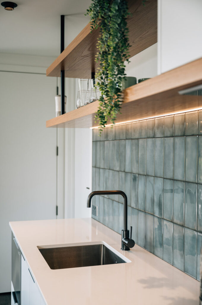 9.Kitchens-By-John-Prosser-Auckland-Kitchen-Renovation-Mangawhai-Payne-2-min