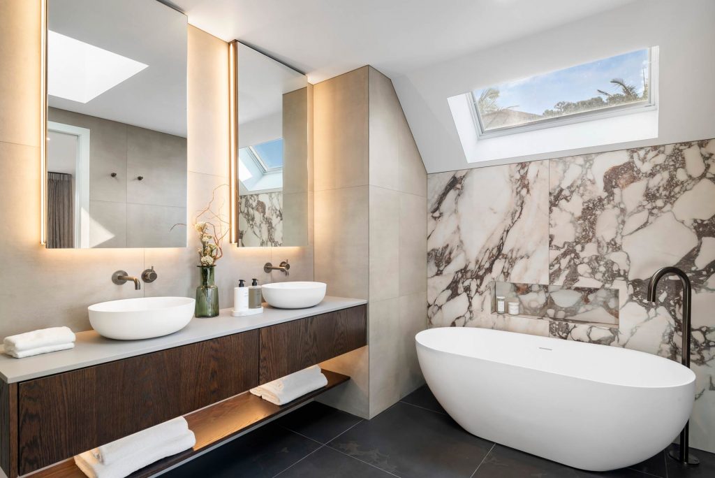 Kitchens-By-John-Prosser-Auckland-Bathrooms-Renovation-Bath-Marble-Wall